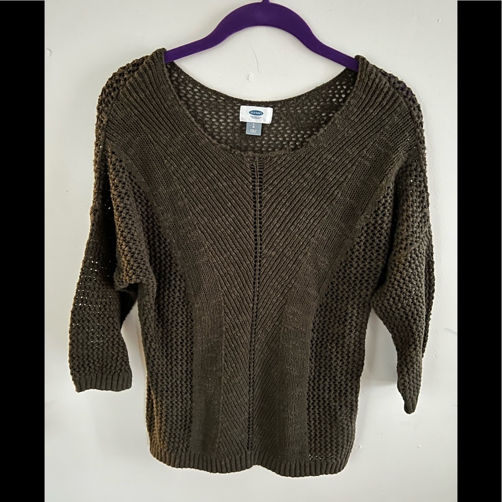 Army green loose-knit Old Navy sweater